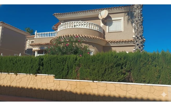 Villa - Herverkoop - Los Altos - Costa Blanca