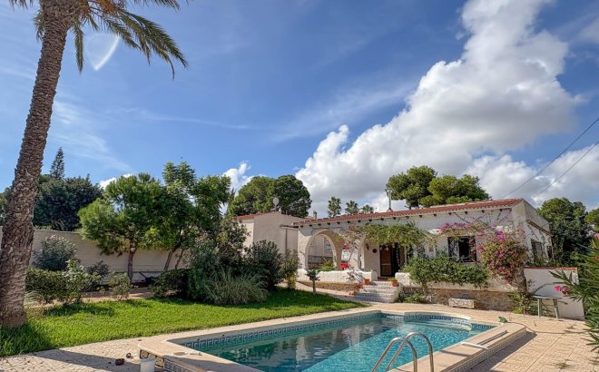 Villa - Herverkoop - Los Balcones - Costa Blanca