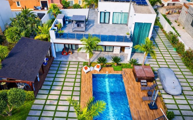 Villa - Herverkoop - Los Balcones - Costa Blanca