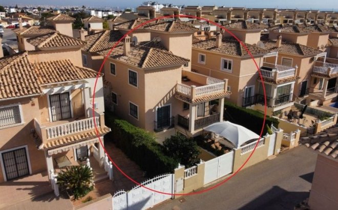 Villa - Herverkoop - Orihuela Costa - Costa Blanca