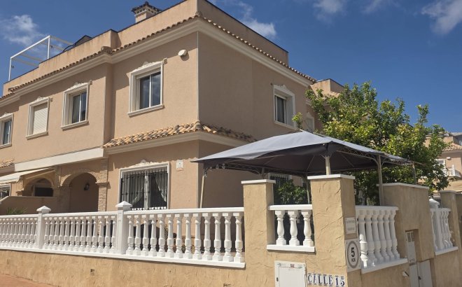 Villa - Herverkoop - Orihuela Costa - Costa Blanca