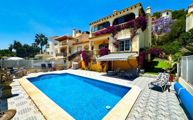 Villa - Herverkoop - Orihuela Costa - Costa Blanca