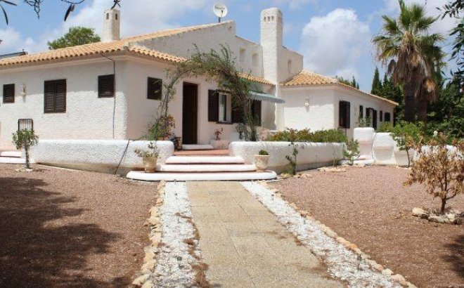 Villa - Herverkoop - Orihuela Costa - Villamartín
