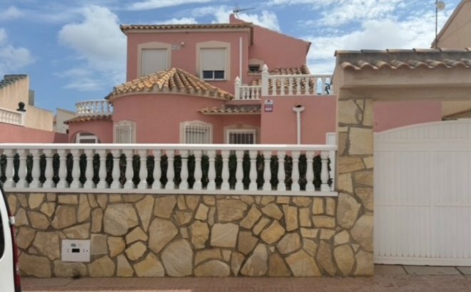 Villa - Herverkoop - Playa Flamenca - Costa Blanca