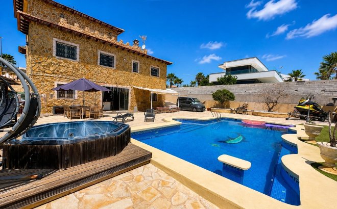 Villa - Herverkoop - San Fulgencio - Costa Blanca