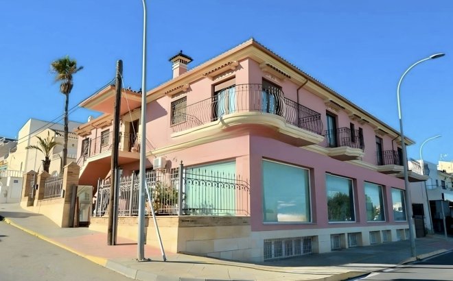 Villa - Herverkoop - San Miguel de Salinas - Inland