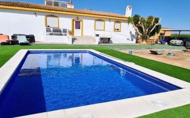 Villa - Herverkoop - San Miguel de Salinas - Inland