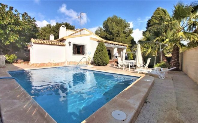 Villa - Herverkoop - Torrevieja - Costa Blanca