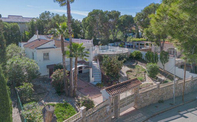 Villa - Herverkoop - Torrevieja - Costa Blanca