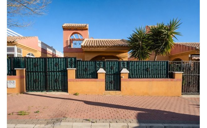 Villa - Herverkoop - Torrevieja - Costa Blanca