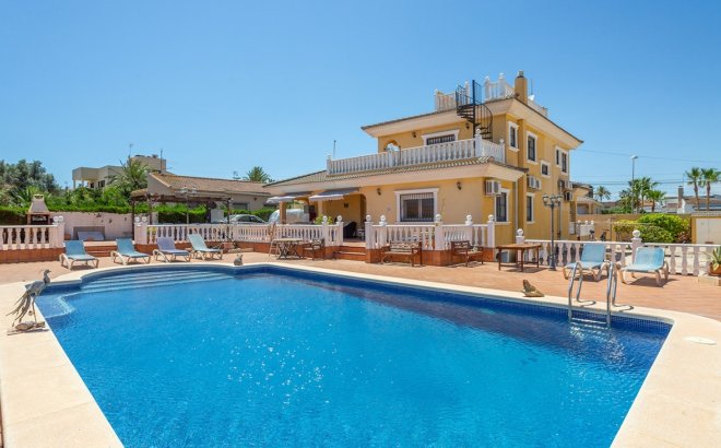 Villa - Herverkoop - Torrevieja - Los Balcones