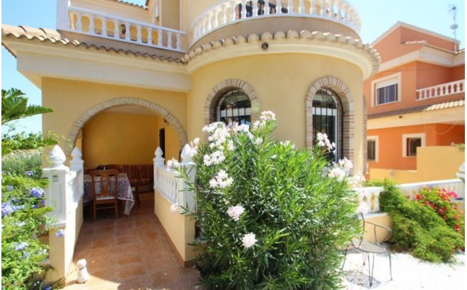 Villa - Herverkoop - Villamartin - Costa Blanca