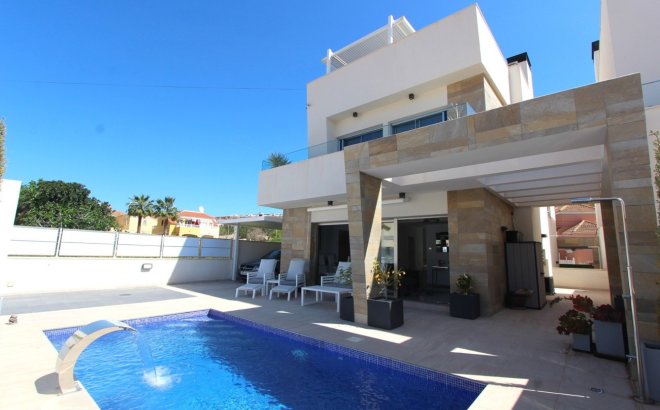 Villa - Herverkoop - Villamartin - El Galan