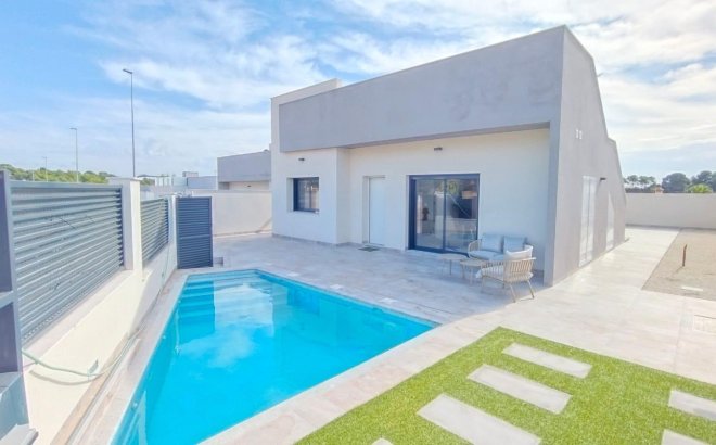 Villa - New Build -
            Pilar de la Horadada - NB-62314