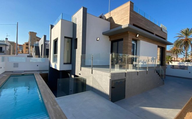 Villa - Nieuwbouw Woningen - Torrevieja - La Mata Pueblo