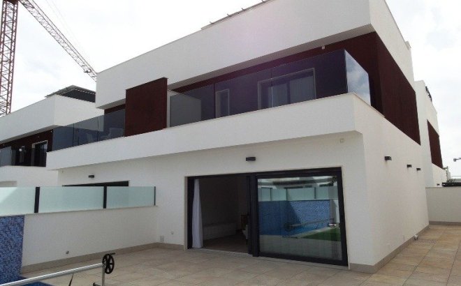 Villa - Nouvelle Construction - Pilar de la Horadada - pueblo