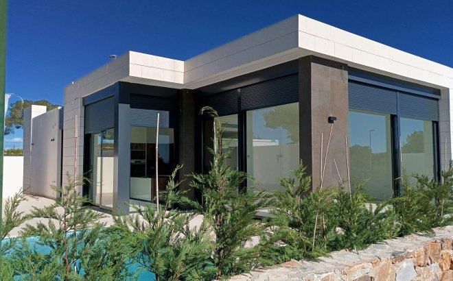Villa - Nouvelle Construction - Pilar de la Horadada - Roda Golf