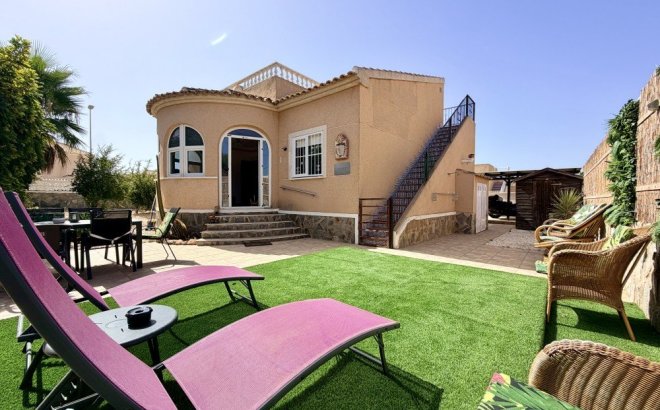 Villa - Resale - Benijofar -
                Costa Blanca