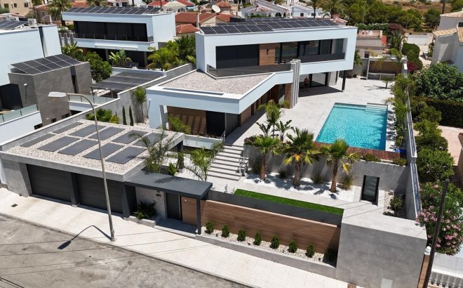 Villa - Resale - Ciudad Quesada - Centro De La Ciudad Quesada
