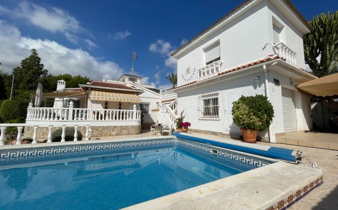Villa - Resale - Ciudad Quesada - Costa Blanca