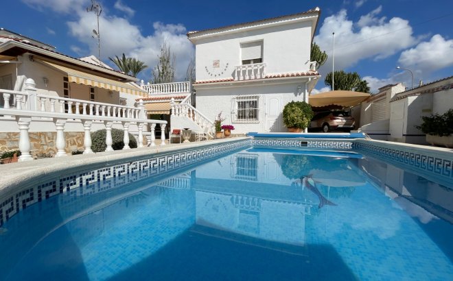Villa - Resale - Ciudad Quesada - Costa Blanca