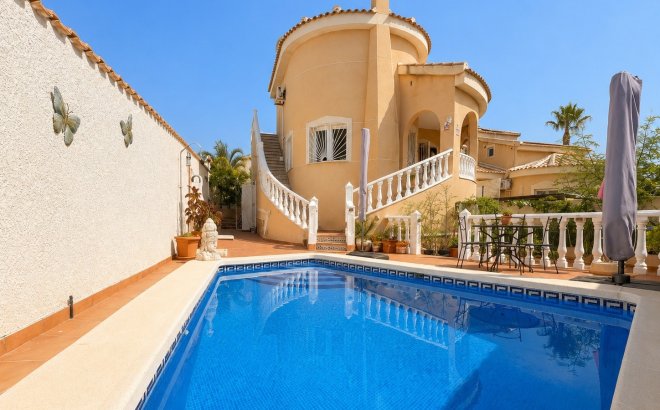 Villa - Resale - Ciudad Quesada - Costa Blanca