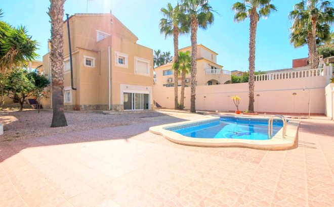 Villa - Resale - La Zenia - Costa Blanca