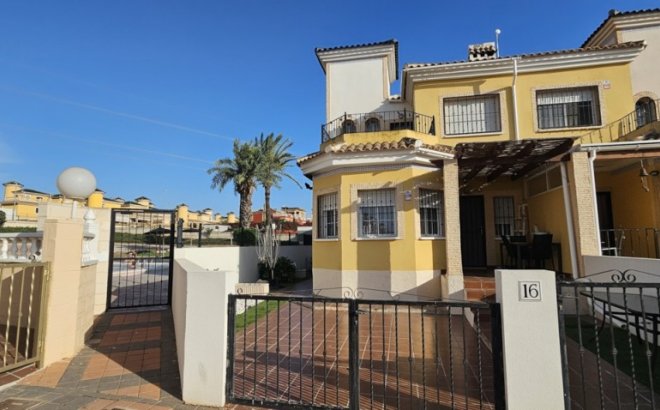 Villa - Resale - Lo Crispin - Inland