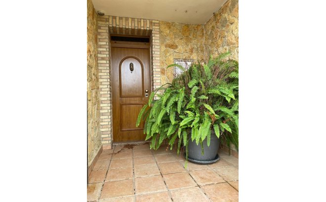 Villa - Resale -
            Orihuela Costa - 47269
