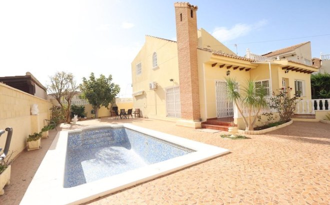 Villa - Resale - Orihuela Costa - Costa Blanca