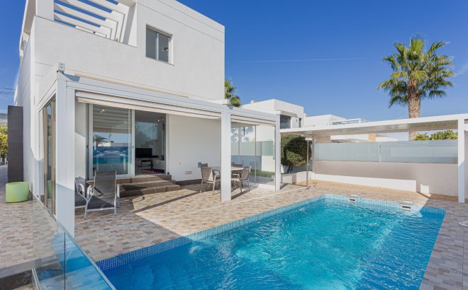 Villa - Resale - Orihuela Costa - Costa Blanca