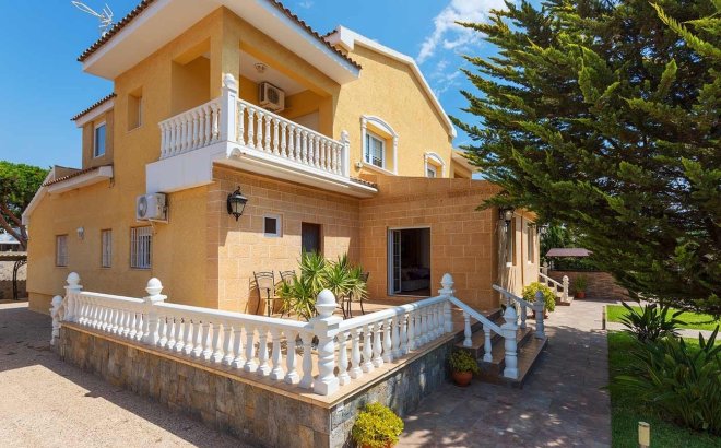 Villa - Resale - Orihuela Costa - Costa Blanca
