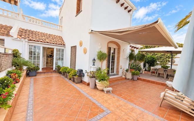 Villa - Resale - Orihuela Costa - Costa Blanca