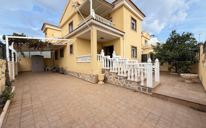 Villa - Resale - Orihuela Costa - Lomas De Don Juan