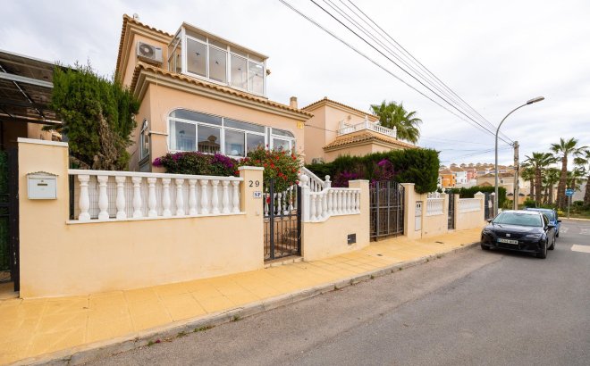 Villa - Resale - Orihuela Costa - Villamartín-las Filipinas