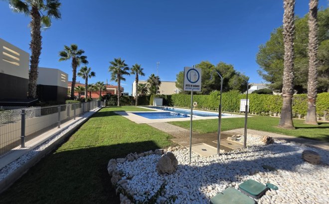 Villa - Resale - Orihuela Costa - Villamartín