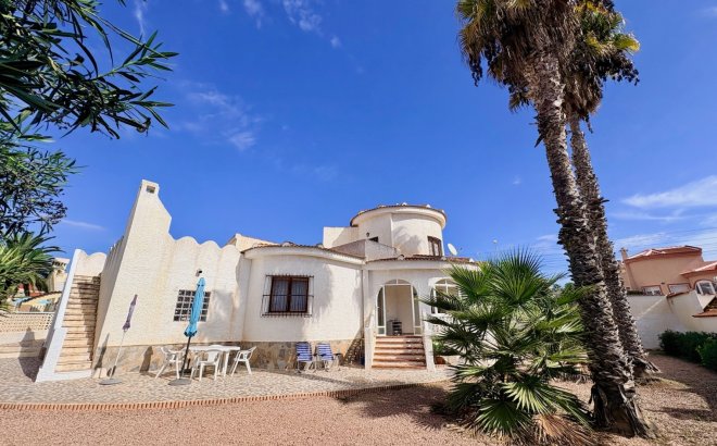 Villa - Resale - Rojales -
                Inland