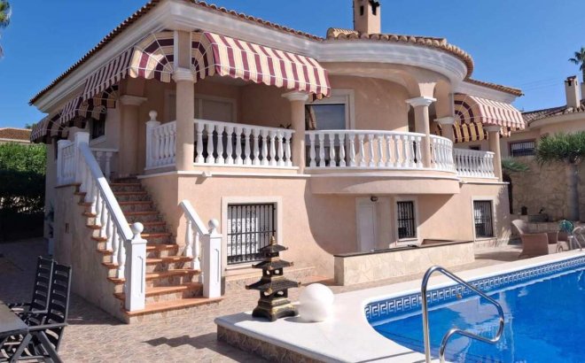 Villa - Resale - Rojales - Rojales