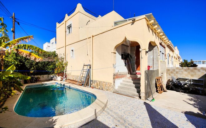 Villa - Resale - San Miguel de Salinas - Inland