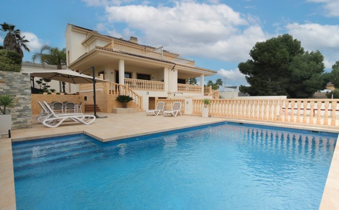 Villa - Resale - Torrevieja - Costa Blanca