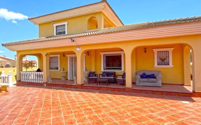 Villa - Resale - Torrevieja - Costa Blanca