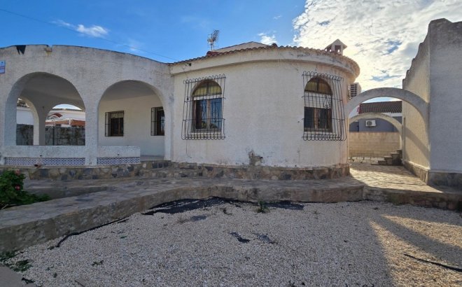 Villa - Resale - Torrevieja - Costa Blanca