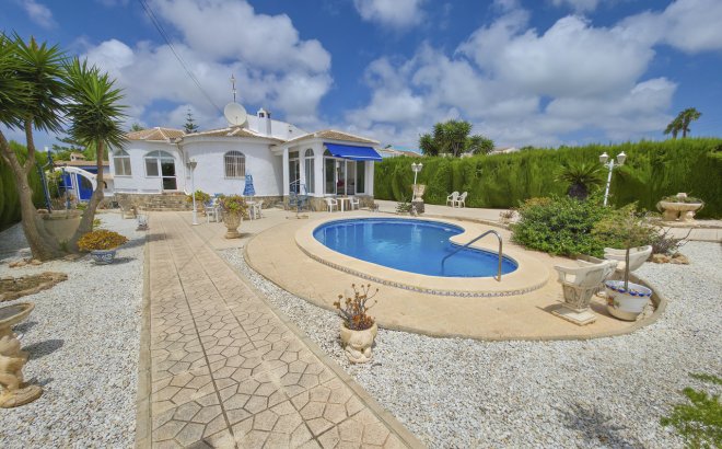Villa - Resale - Torrevieja - Costa Blanca