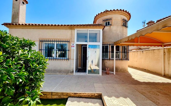 Villa - Resale - Torrevieja - Costa Blanca