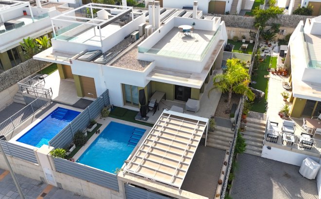 Villa - Resale - Vistabella Golf Entre Naranjos -
                Inland