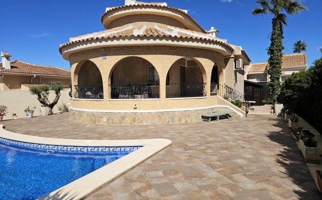 Villa - Revente - Benijofar - Costa Blanca