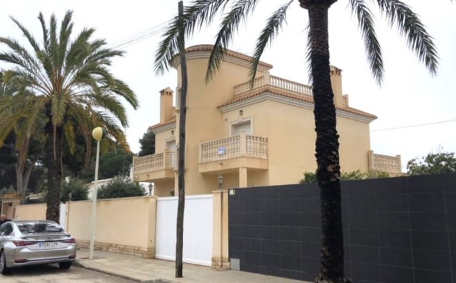 Villa - Revente - Cabo Roig - Costa Blanca
