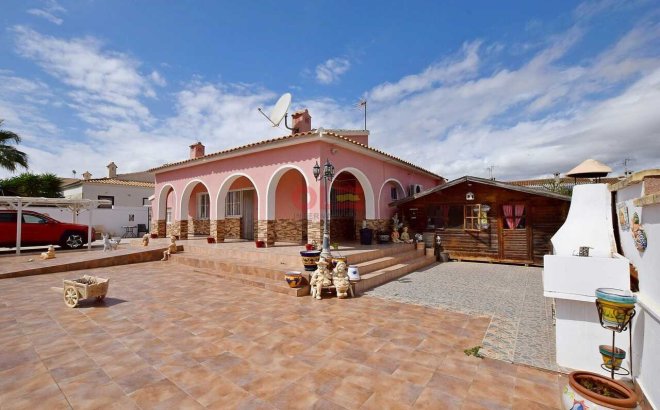 Villa - Revente - Cabo Roig - Costa Blanca