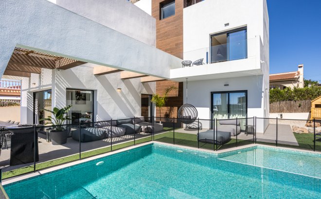 Villa - Revente -
            Ciudad Quesada - 84243