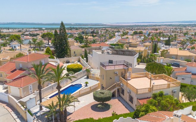 Villa - Revente - Ciudad Quesada -
                Costa Blanca